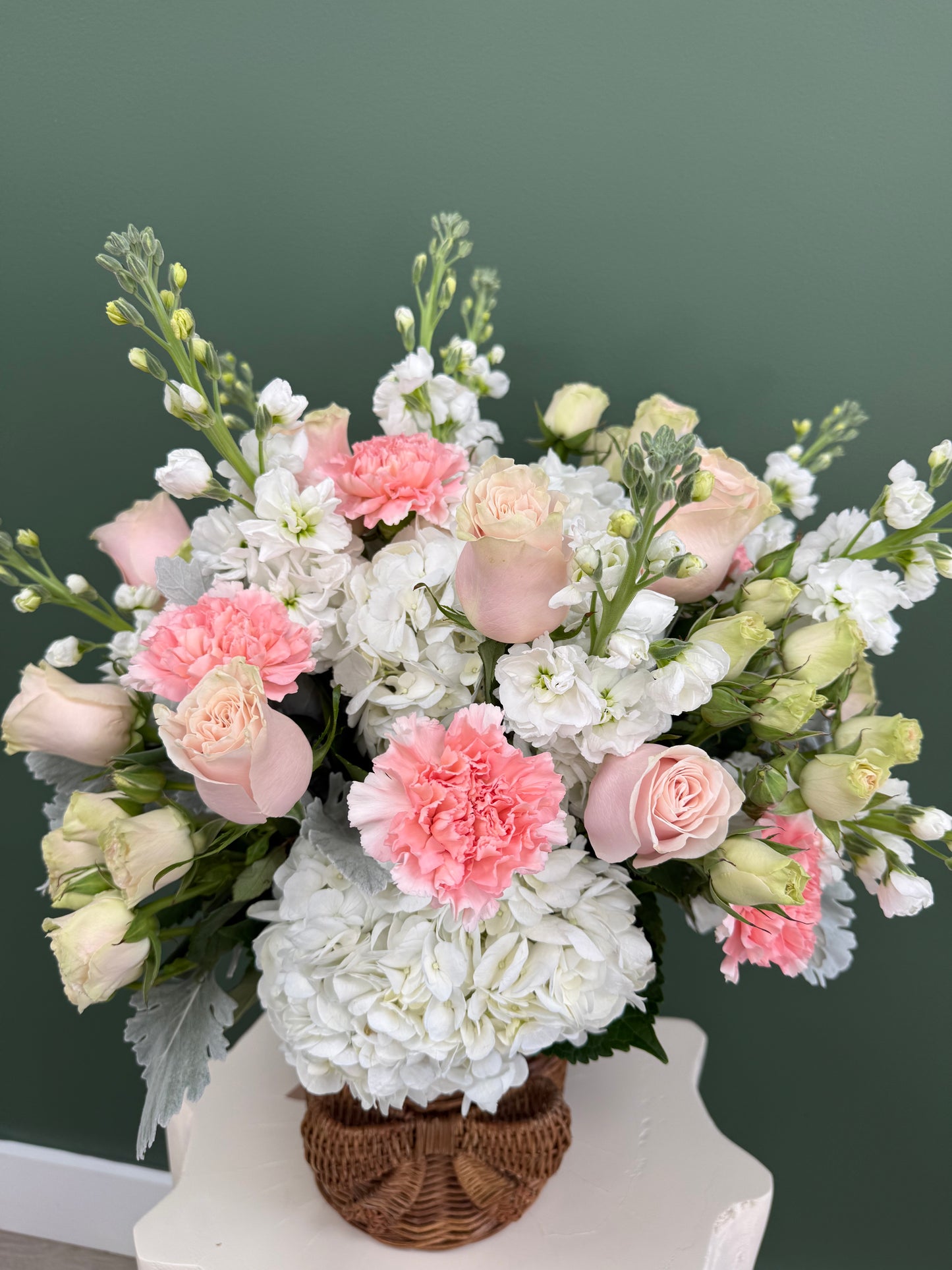 Blush & Ivory Splendor