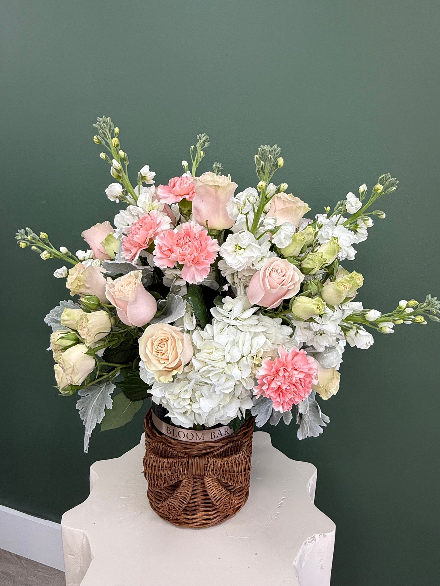 Blush & Ivory Splendor