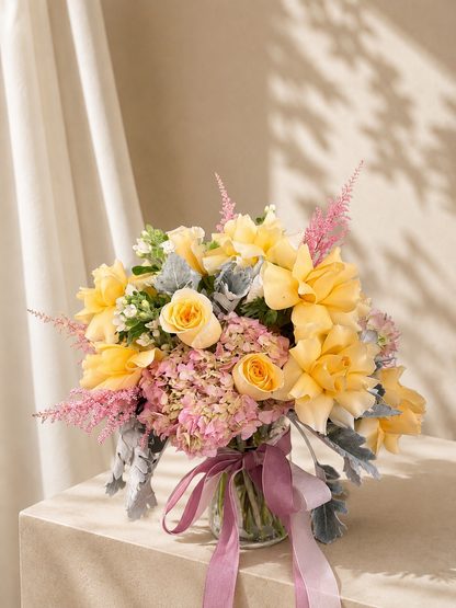 Soft petal vase