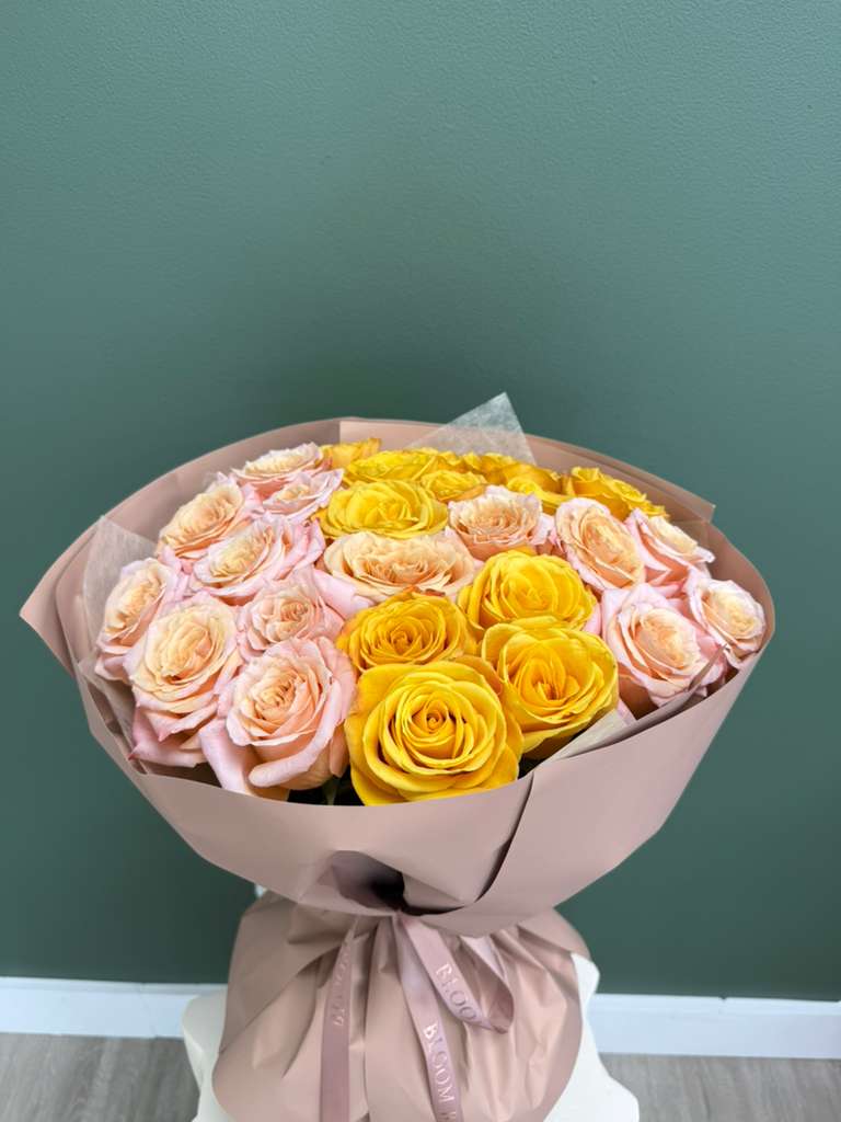 Peach & Gold Symphony